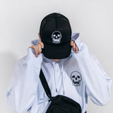 ESSENTIAL LOGO TRUCKER HAT (BLACK)